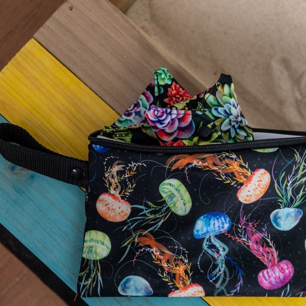 Thirsties Clutch Bag
